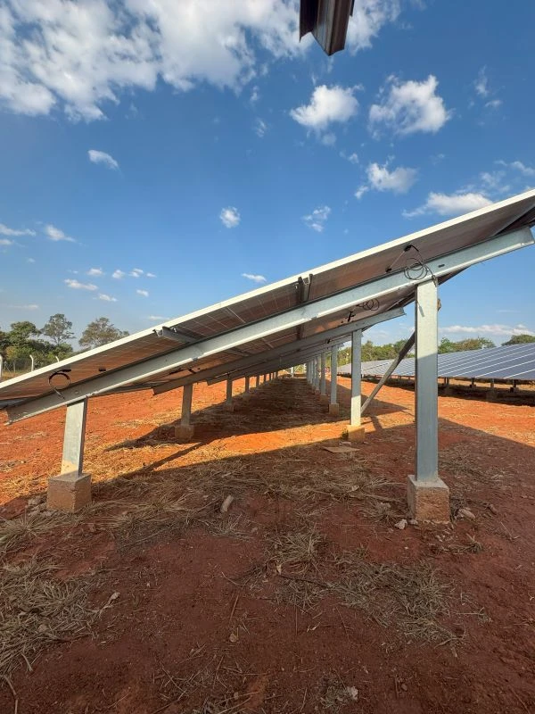 Estrutura fixa para placa solar